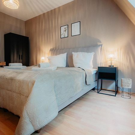 Luga Homes - Chausseehaus ไลป์ซิก ภายนอก รูปภาพ