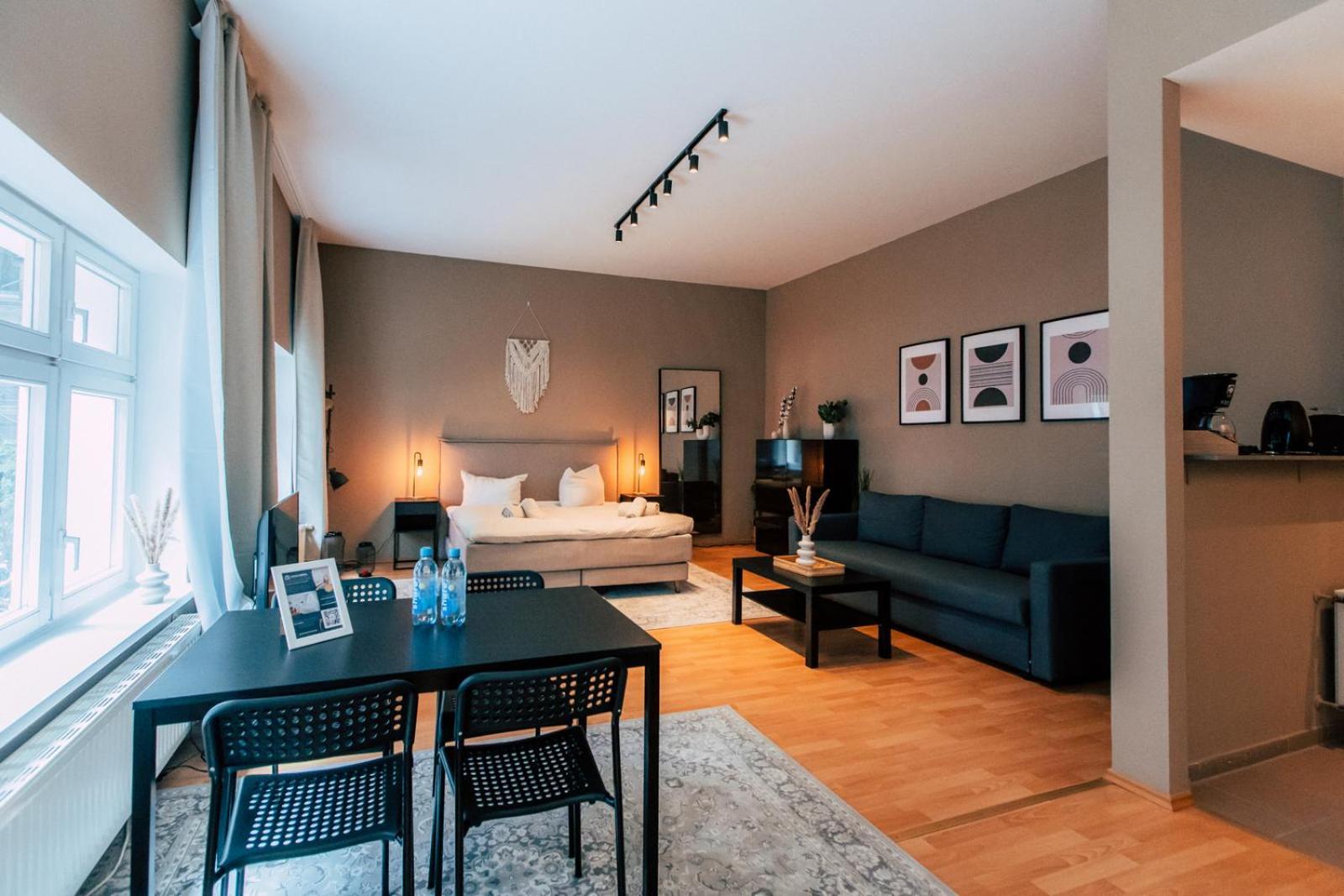 Luga Homes - Chausseehaus ไลป์ซิก ภายนอก รูปภาพ