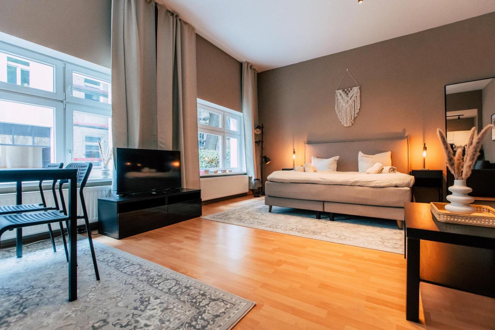 Luga Homes - Chausseehaus ไลป์ซิก ภายนอก รูปภาพ