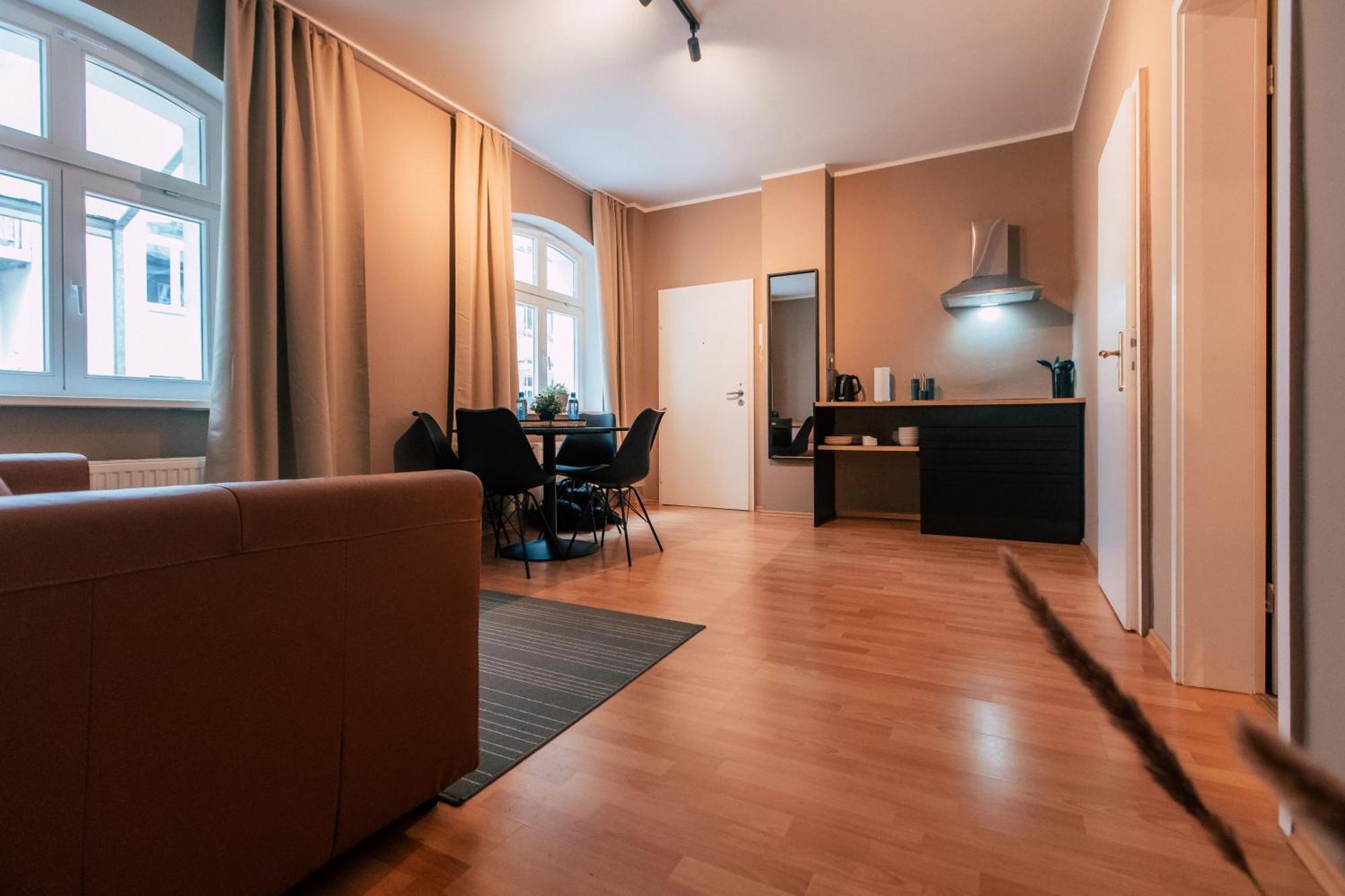 Luga Homes - Chausseehaus ไลป์ซิก ภายนอก รูปภาพ