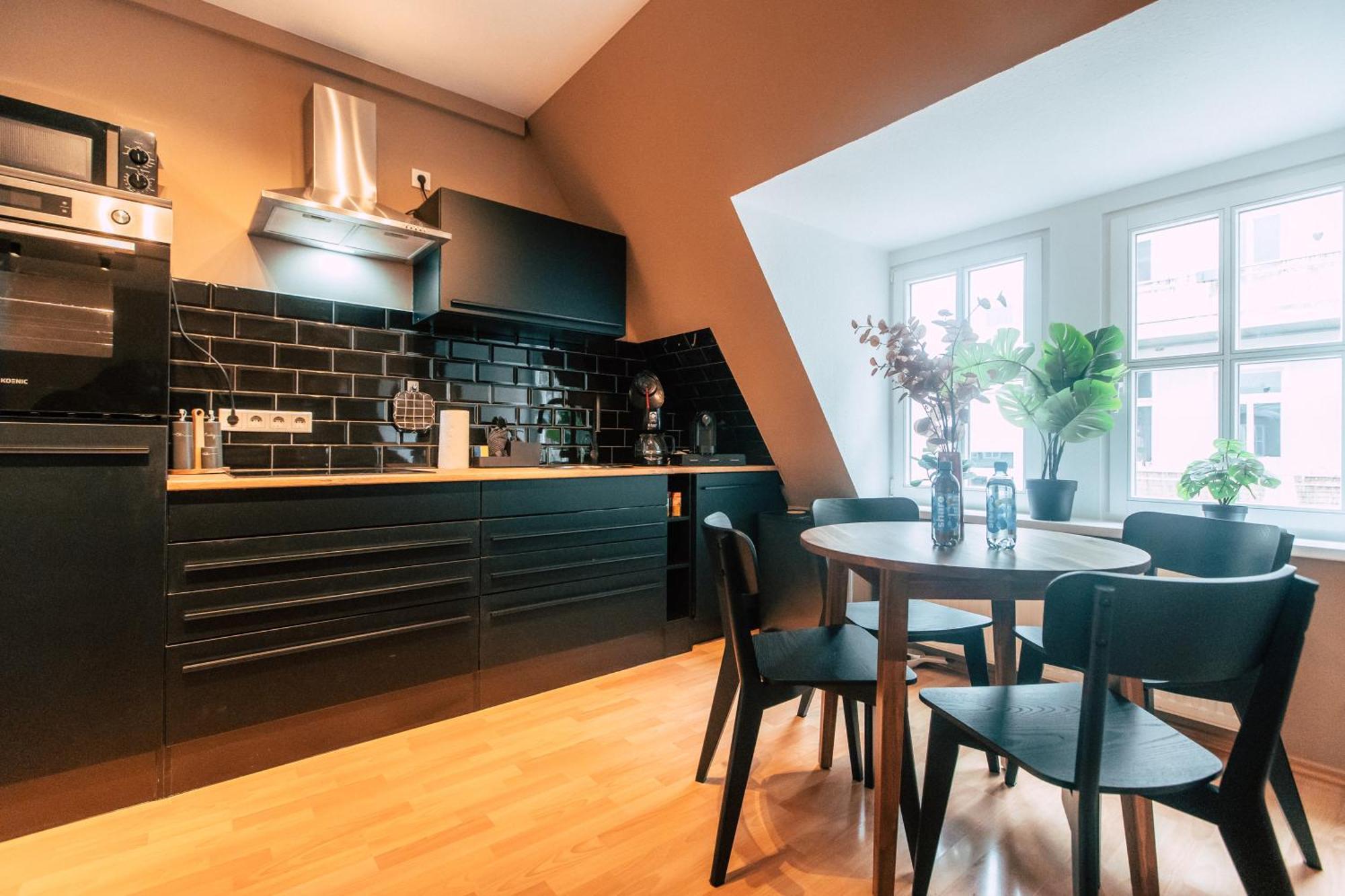 Luga Homes - Chausseehaus ไลป์ซิก ภายนอก รูปภาพ
